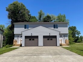 Building Photo - 1650 Secrest Rd