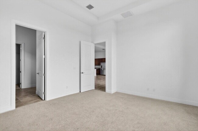 Building Photo - 11344 SW Pietra Wy