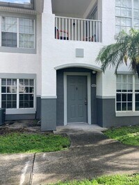 Building Photo - 4352 S Kirkman Rd