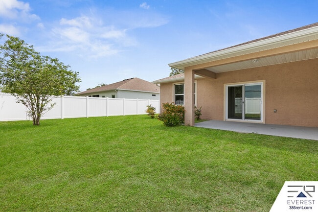 Building Photo - 30 Frenora Ln