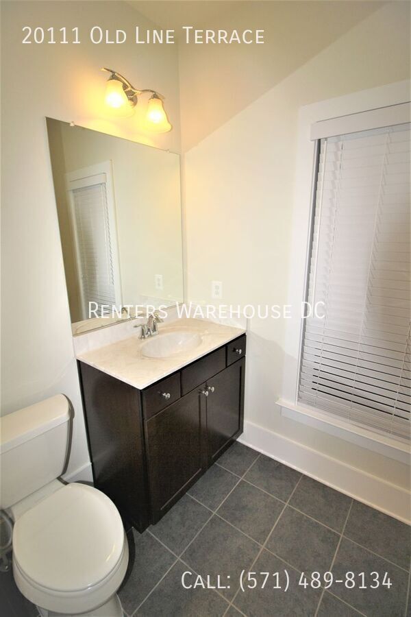 Building Photo - 20111 Old Line Terrace