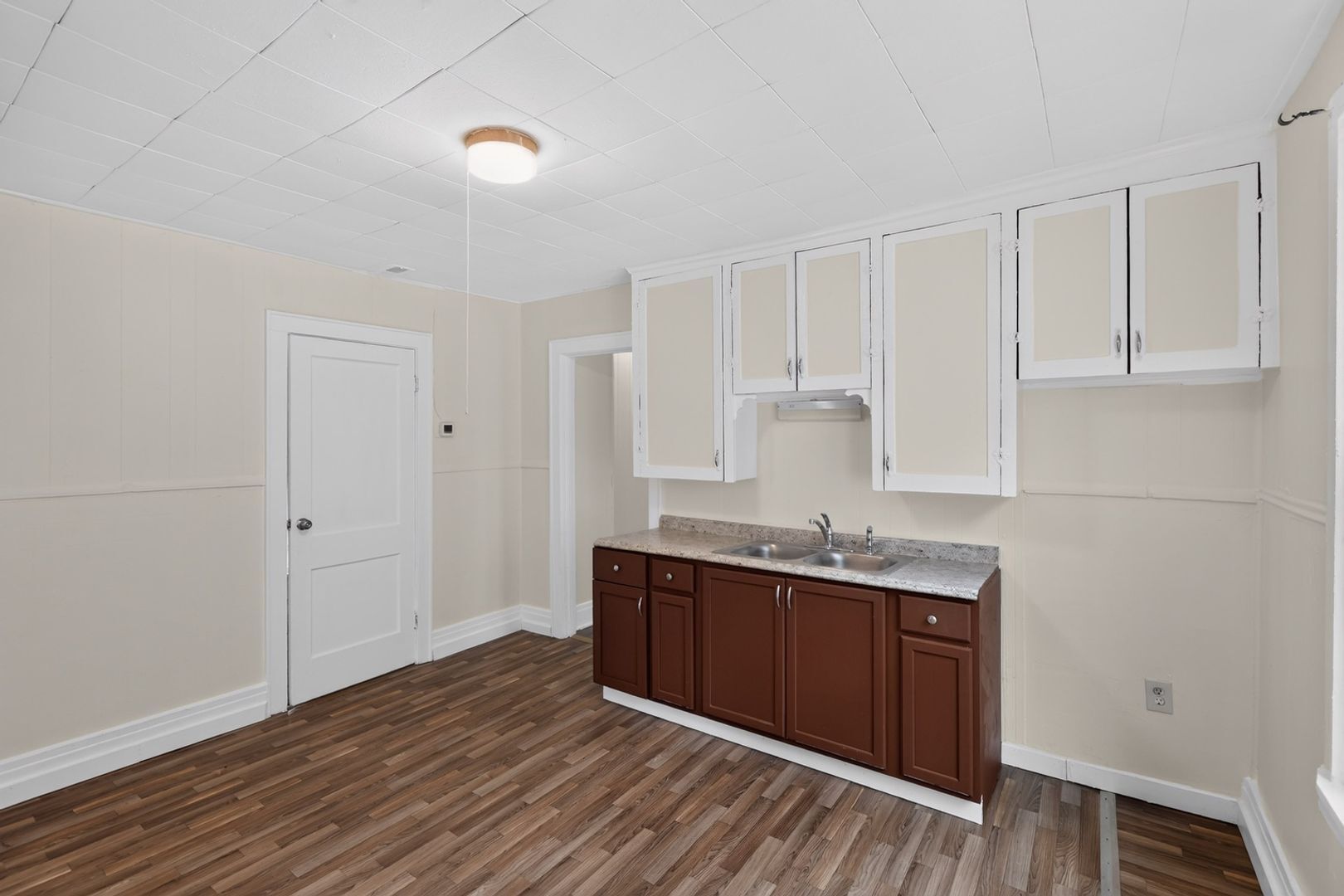 Building Photo - 97 Kilhoffer St