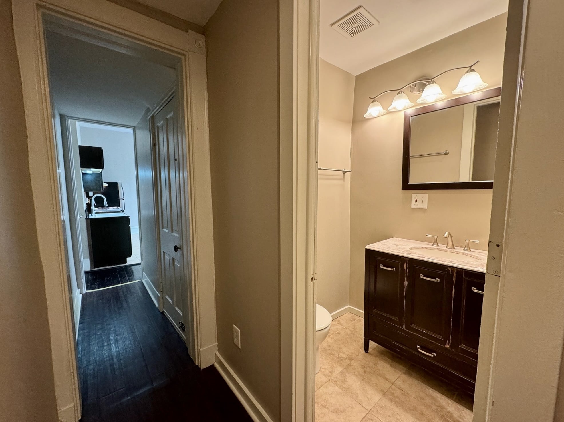 Building Photo - 202 Klotter Ave