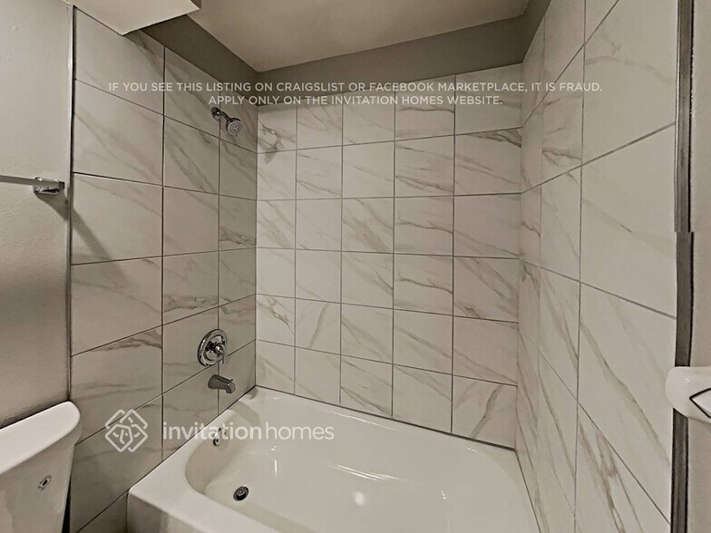 Building Photo - 1216 Bloom Hill Ave