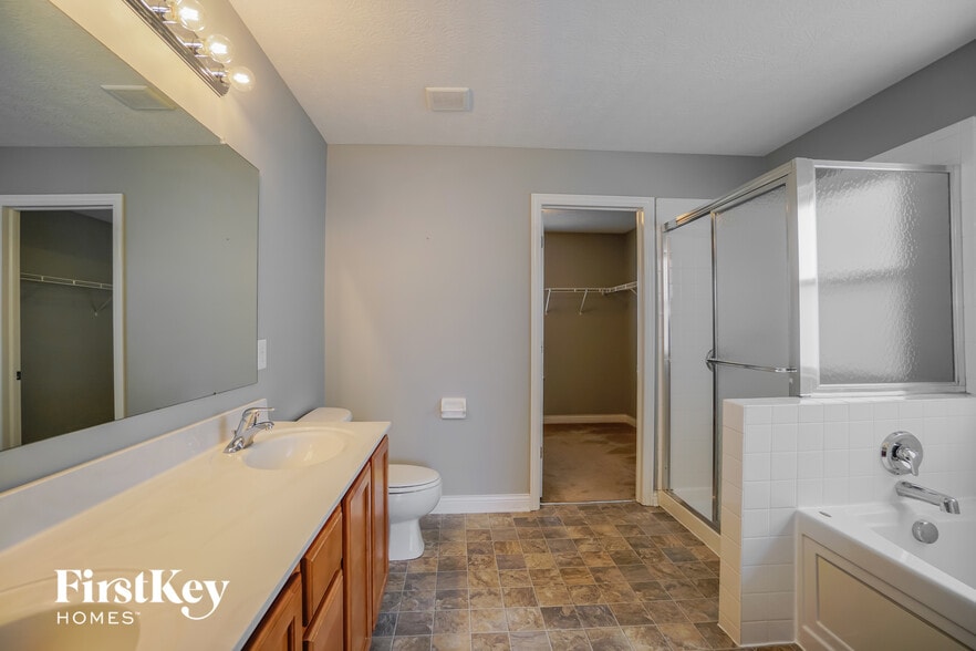 Building Photo - 5965 Mealla Rd