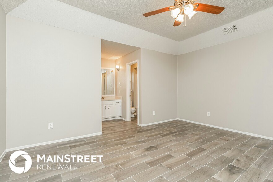 Building Photo - 1712 Homestead St