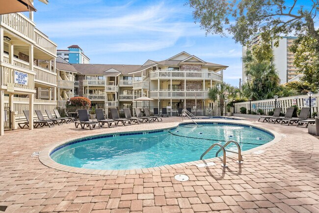 Building Photo - 2805B N Ocean Blvd