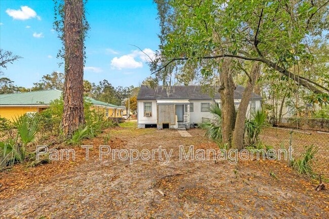 Building Photo - 217 W 73rd St