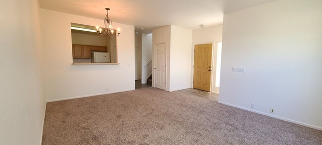 Building Photo - Specious Two Story Townhome