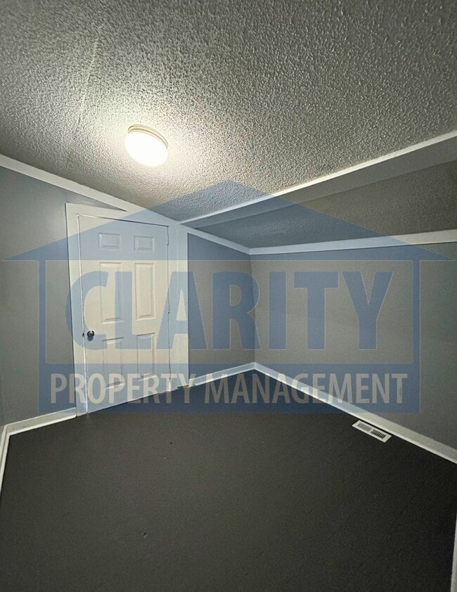 Building Photo - Four-bedroom home in Calhoun, TN!