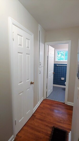 Building Photo - 1589 Tanager Cir