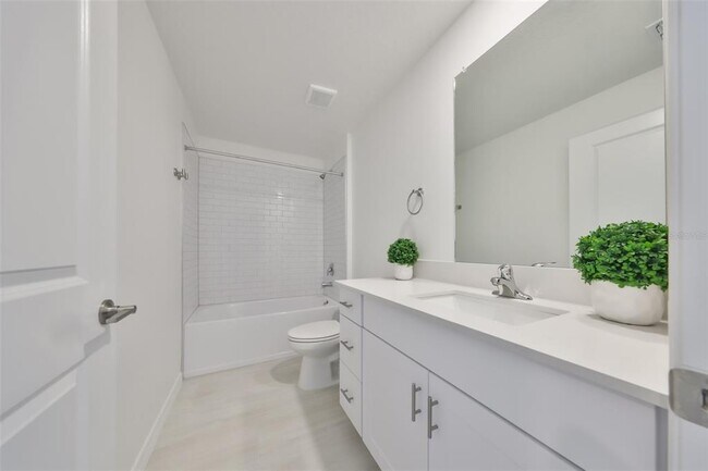 Building Photo - 12418 RADIANT CRYSTAL ROSE