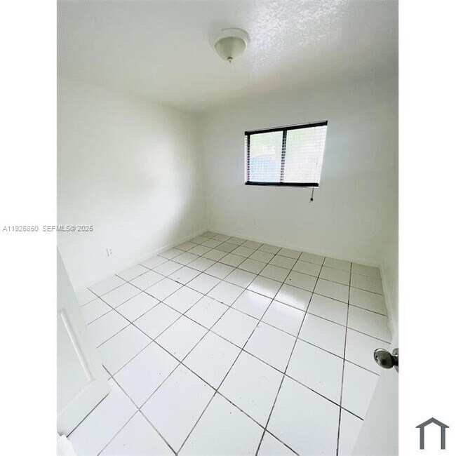 Building Photo - 13993 SW 280th Terrace