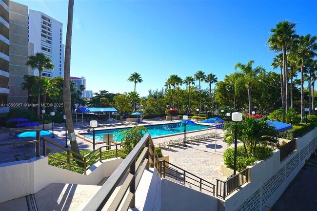 Building Photo - 500 Three Islands Boulevard