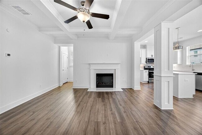 Building Photo - 114 Auburn Valley Wy