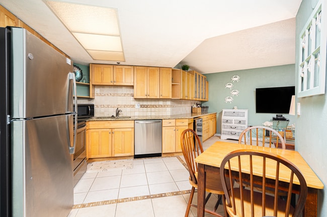 Building Photo - Oceanfront Living in Daytona Beach Shores — The World’s Most Famous Beach!