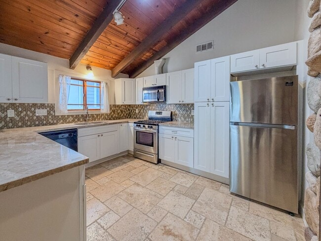 Building Photo - 5142 Sandpiper Way