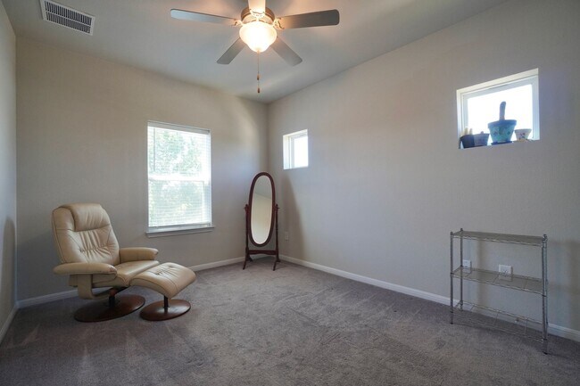 Building Photo - 5501 Charles Merle Dr.
