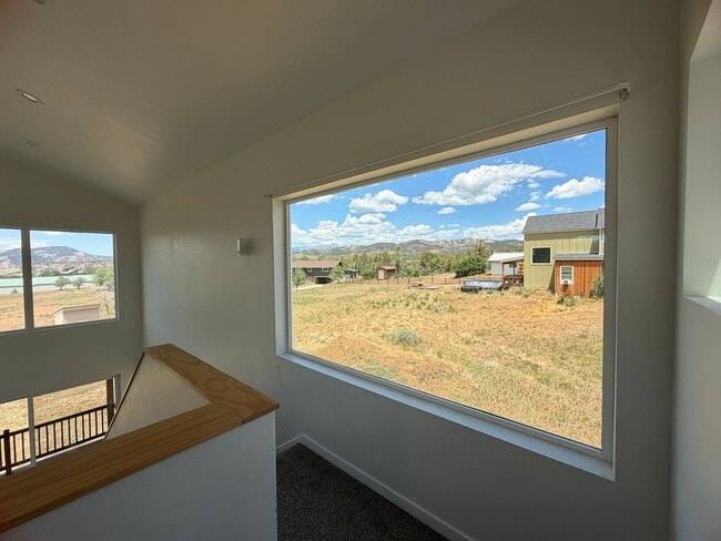 Building Photo - 65 Bocea-B