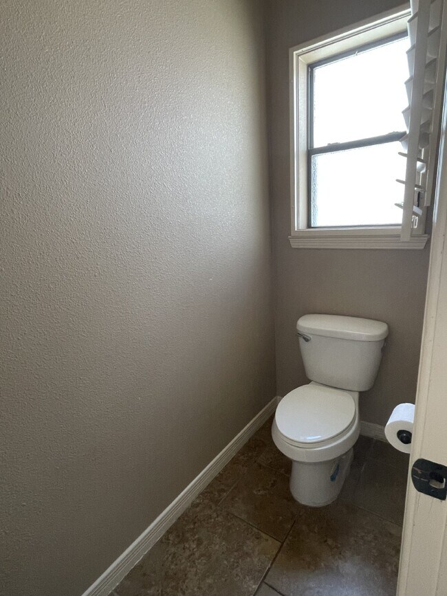 Building Photo - 3132 Tunnel Point Way