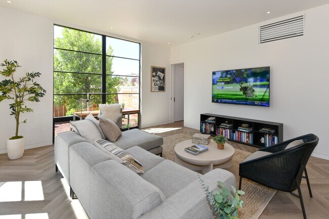 Building Photo - Discover NapaLuxe, A Newly Constructed Pri...