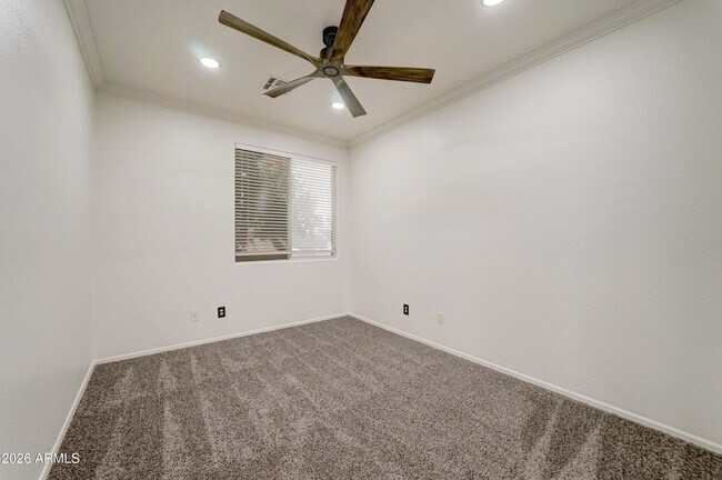 Building Photo - 1157 W Mesquite St