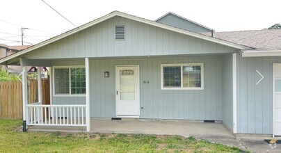 Building Photo - Cute 2 bed