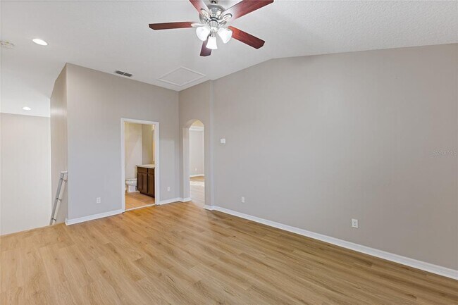 Building Photo - 506 Rainbow Springs Loop
