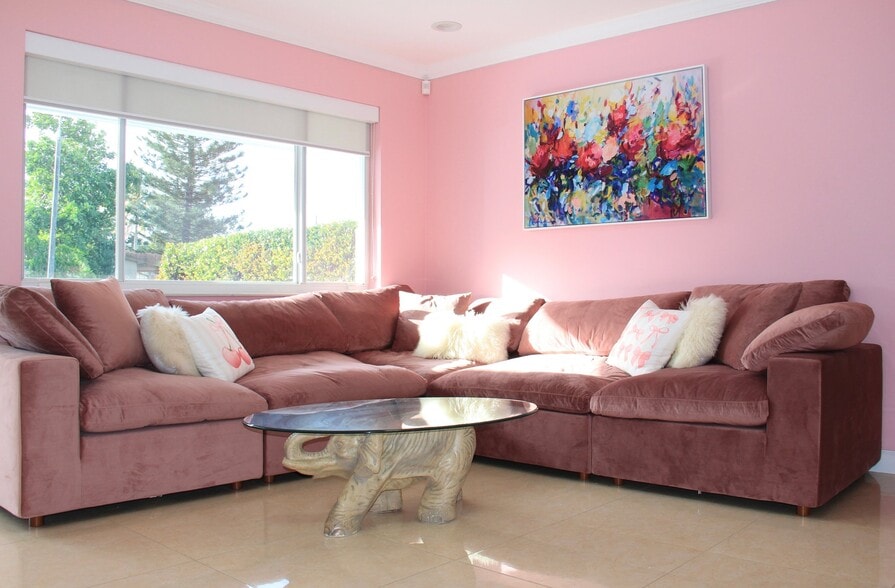 Building Photo - 1031 N 74th Terrace