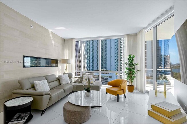 Building Photo - 851 NE 1st Ave