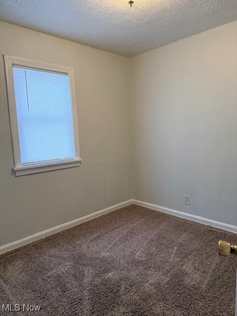 Building Photo - 990 Kelly Ave