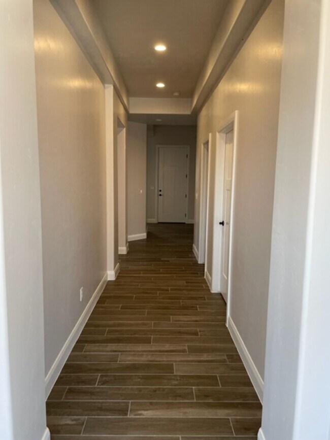 Building Photo - 2446 S 630 W