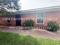 Building Photo - 3222 W 8th Ave