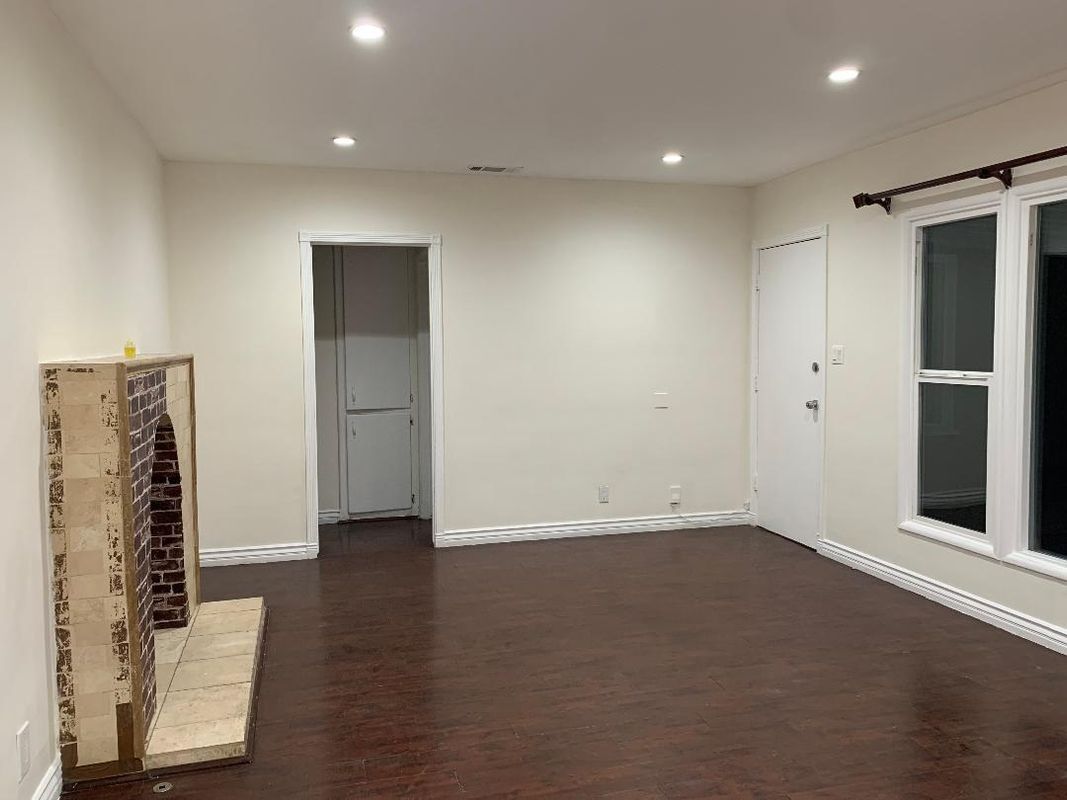 Building Photo - 18233 Welby Way