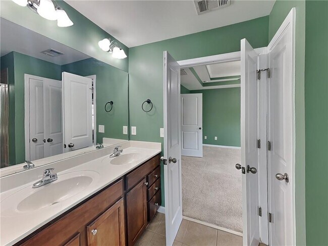 Building Photo - 1611 Marsanne Terrace