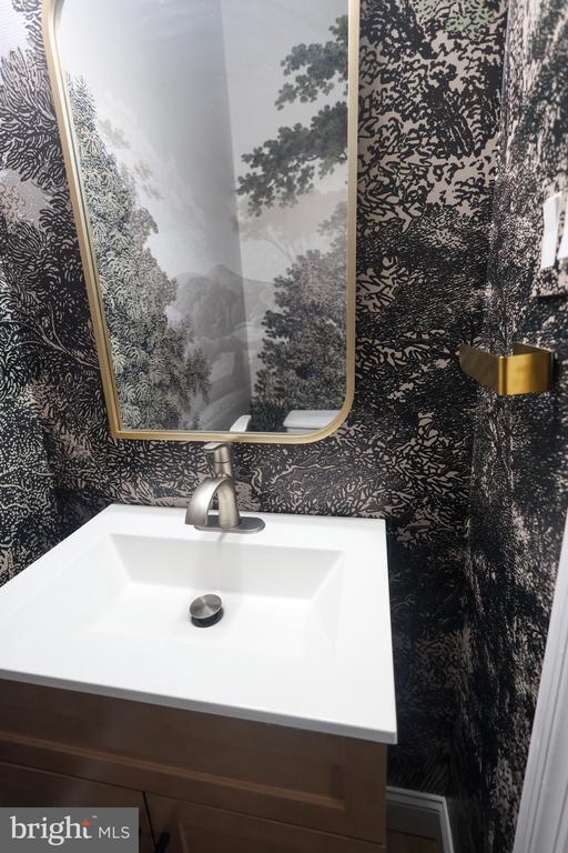 Building Photo - 1424 Falcon Nest Ct