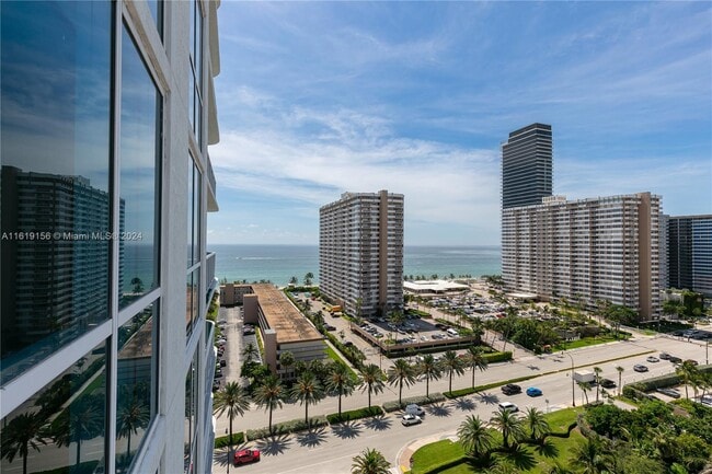 Building Photo - 1945 S Ocean Dr