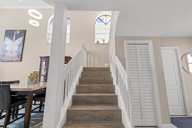 Building Photo - 9124 Villa Portofino Cir