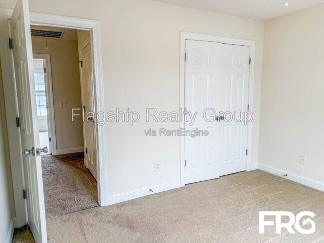 Building Photo - 4243 Dudleys Grant Dr