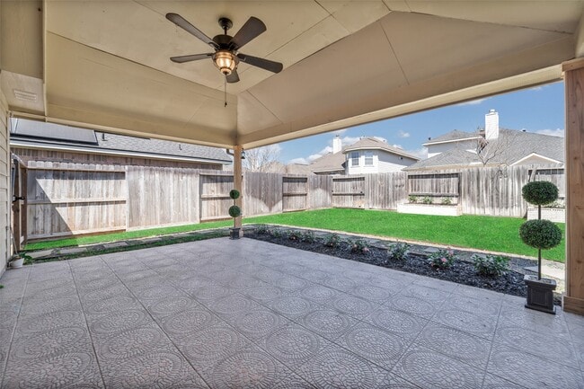 Building Photo - 22914 Cove Timbers Ct