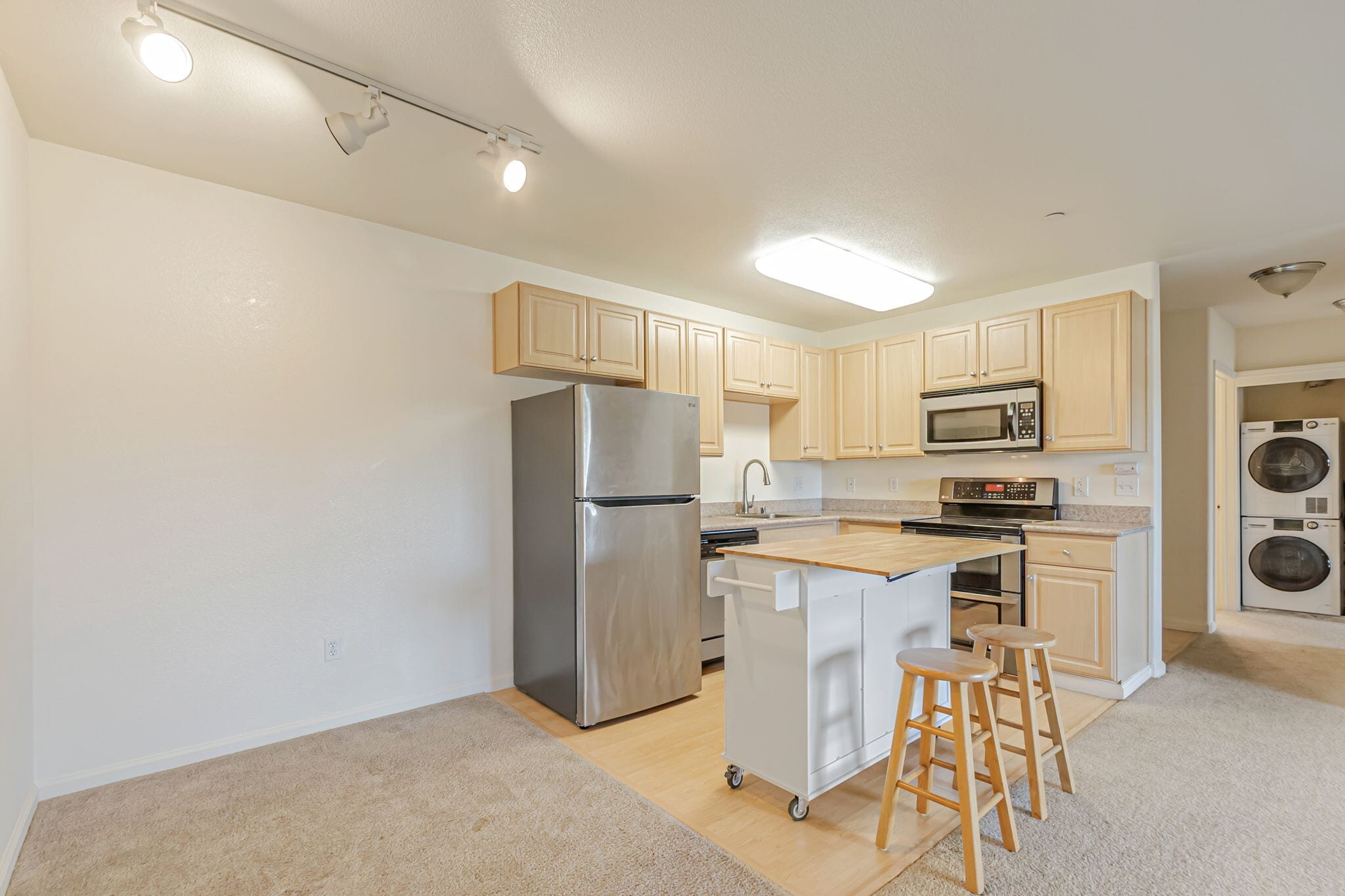 Building Photo - 3128 Loma Verde Dr