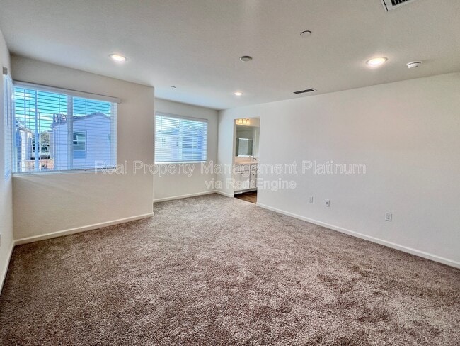 Building Photo - 1459 Farmhouse Ln