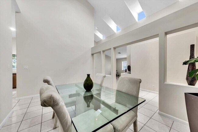 Building Photo - 20231 NW 10th St