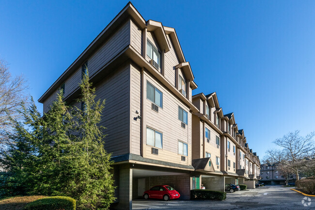 Building Photo - Mallards Landing