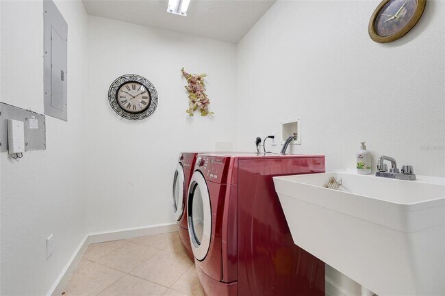 Building Photo - 6336 Buford St