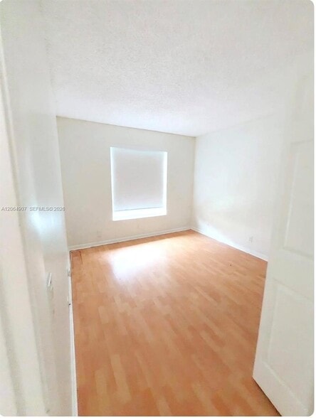 Building Photo - 1064 Cedar Falls Dr