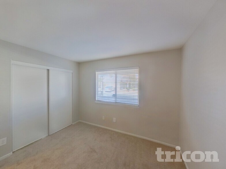 Building Photo - 6131 Daisy Petal St