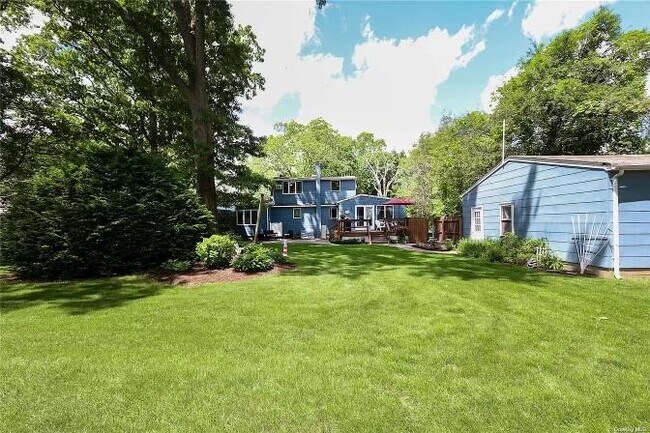 Building Photo - 53 N Evergreen Dr