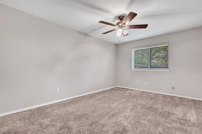 Building Photo - 3 Cedar Elm Cir