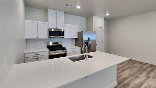 Building Photo - 3712 Franks Wy